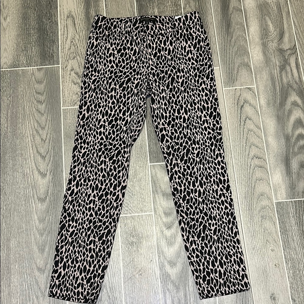 Banana Republic Sloan pant Cheetah Slim Fit size 2